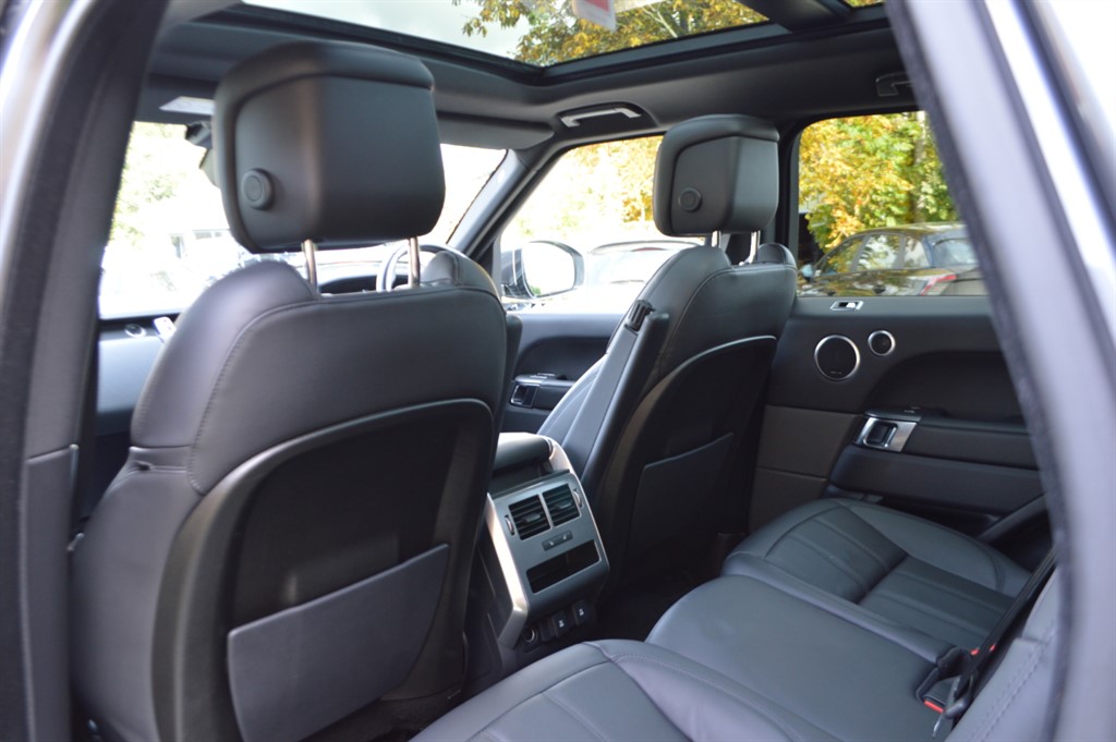 Used Land Rover Range Rover Sport 2018 for sale - 76344216: Photo 18