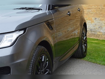 Used Land Rover Range Rover Sport 2014 for sale - 77795230: Photo