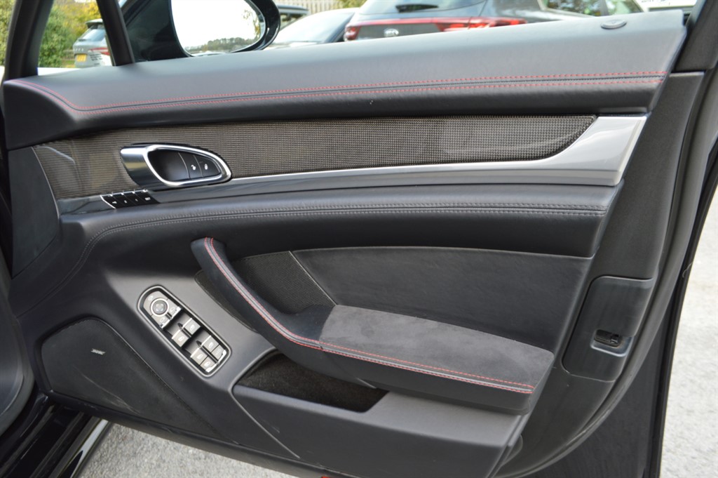 Used Porsche Panamera 2016 for sale - 76480006: Photo 31