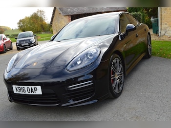 Used Porsche Panamera 2016 for sale - 76480006: Photo