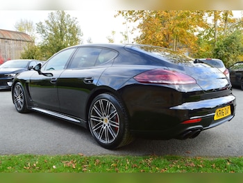 Used Porsche Panamera 2016 for sale - 76480006: Photo