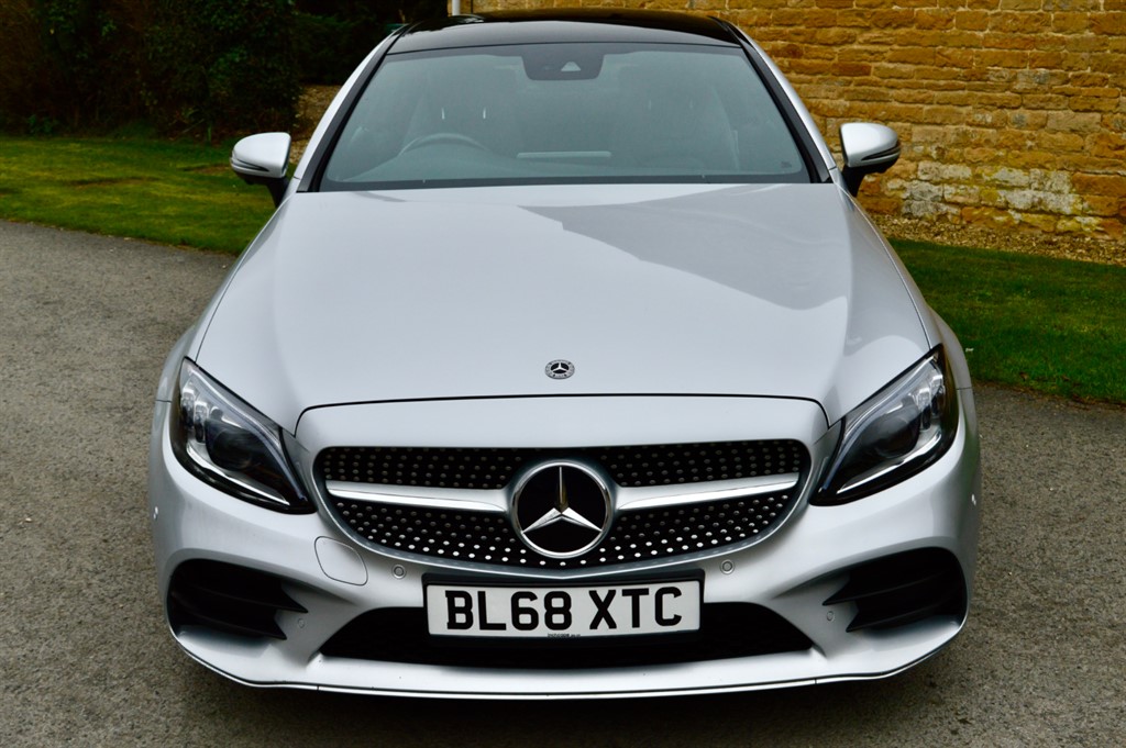 Used Mercedes-Benz C Class 2018 for sale - 77819229: Photo 2