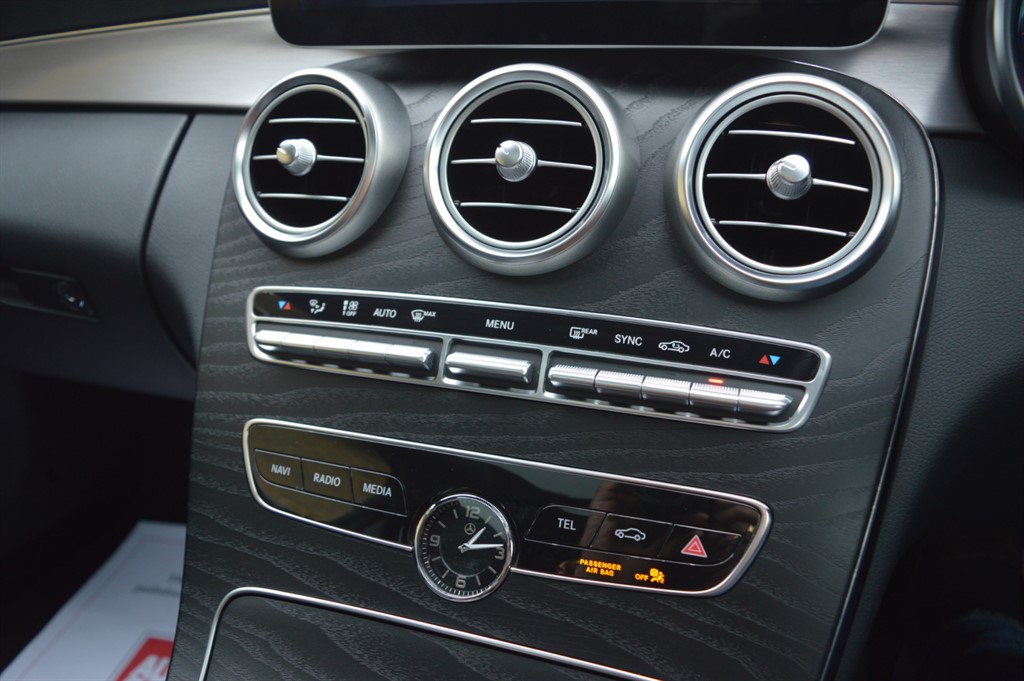 Used Mercedes-Benz C Class 2018 for sale - 77819229: Photo 24