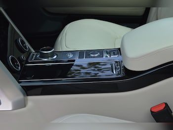 Used Land Rover Range Rover 2020 for sale - 79327647: Photo
