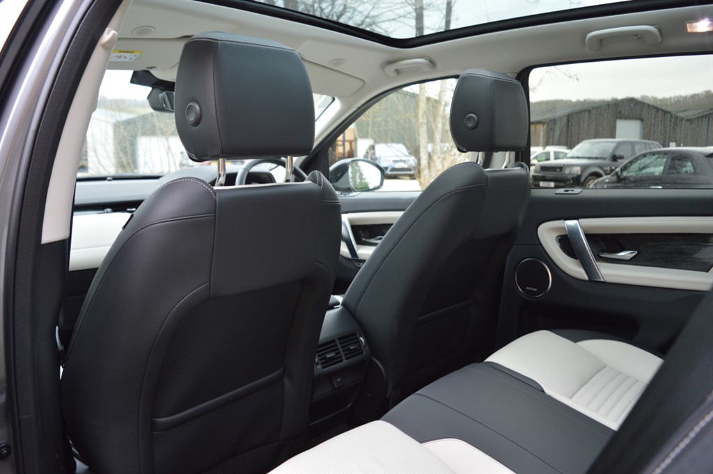 Used Land Rover Discovery Sport 2023 for sale - 77732836: Photo 23