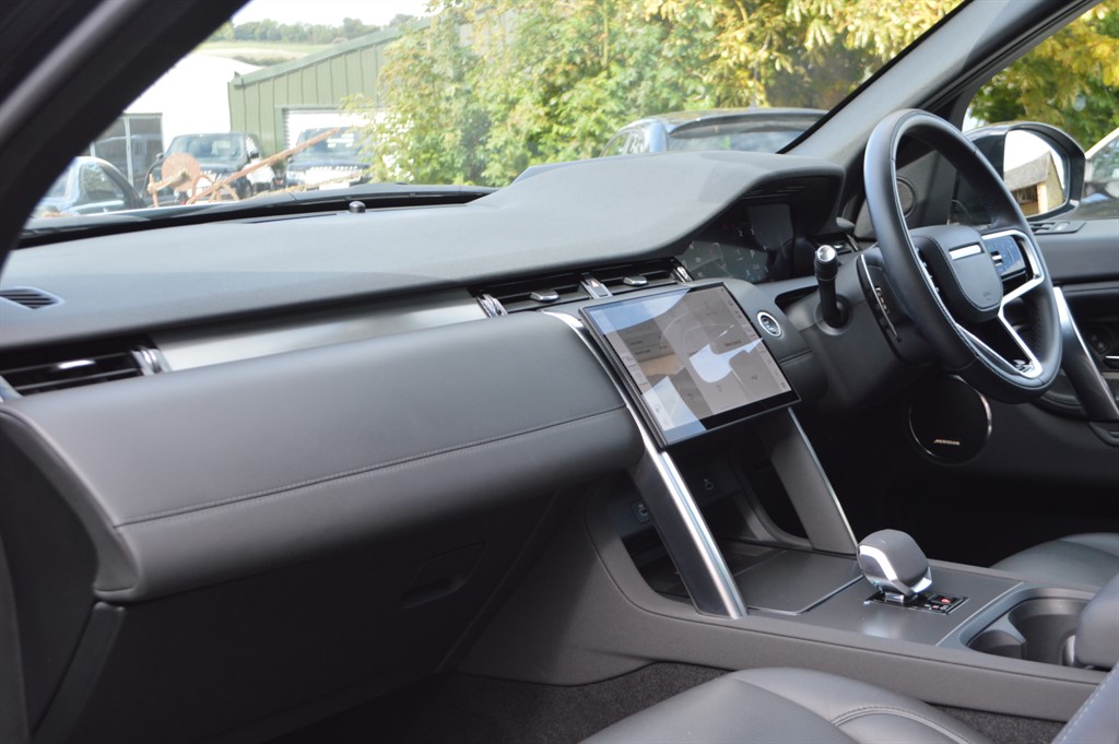 Used Land Rover Discovery Sport 2024 for sale - 77934794: Photo 16