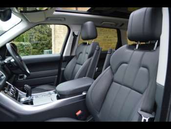 Used Land Rover Range Rover Sport 2017 for sale - 74385696: Photo