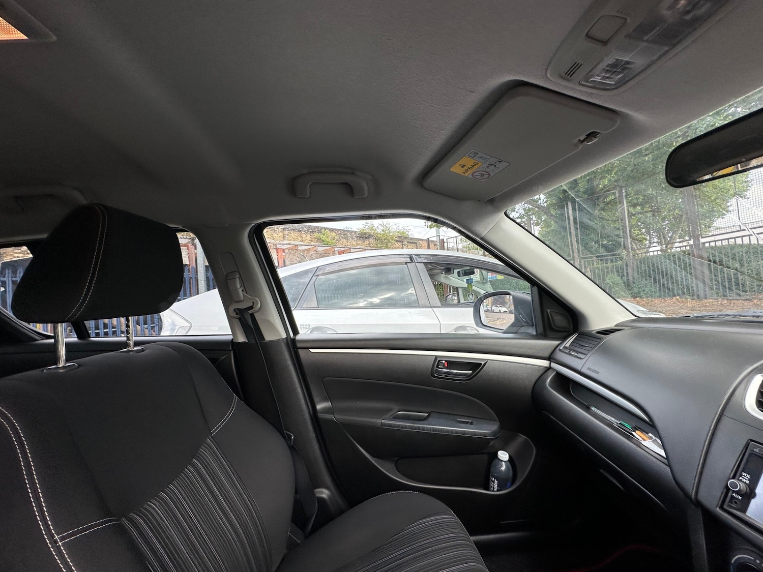 Used Suzuki Swift 2016 for sale - 77340294: Photo 12