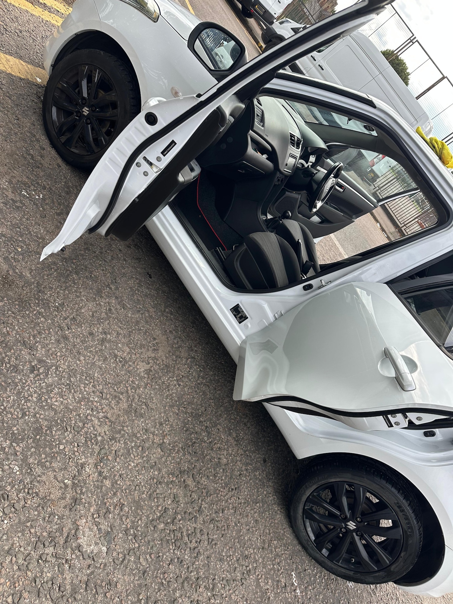 Used Suzuki Swift 2016 for sale - 77340294: Photo 23