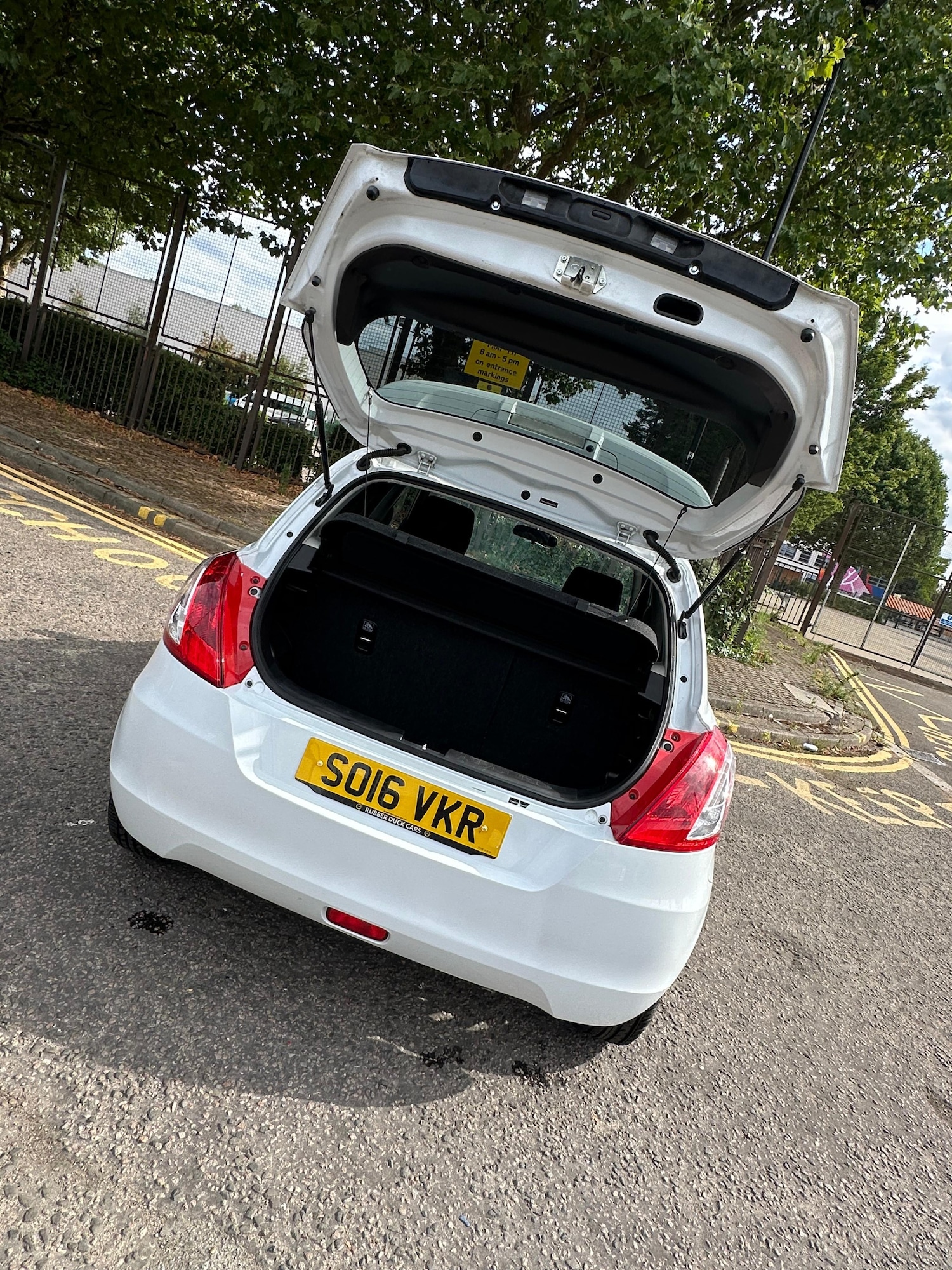 Used Suzuki Swift 2016 for sale - 77340294: Photo 30