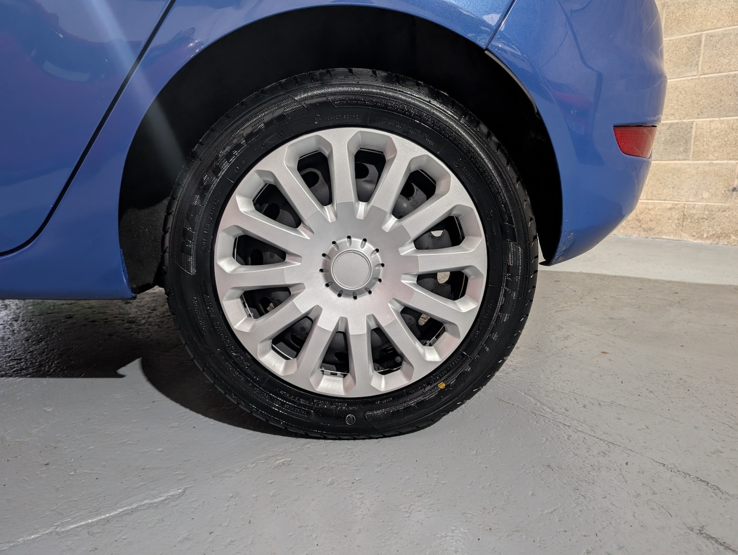 Used Ford Fiesta 2013 for sale - 76940106: Photo 10