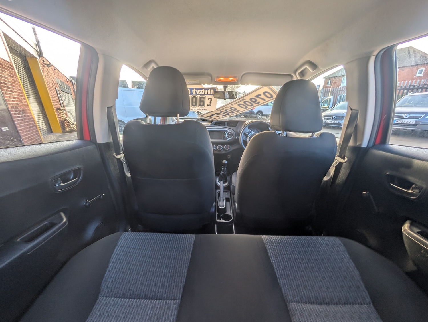 Used Toyota Yaris 2013 for sale - 77213388: Photo 11