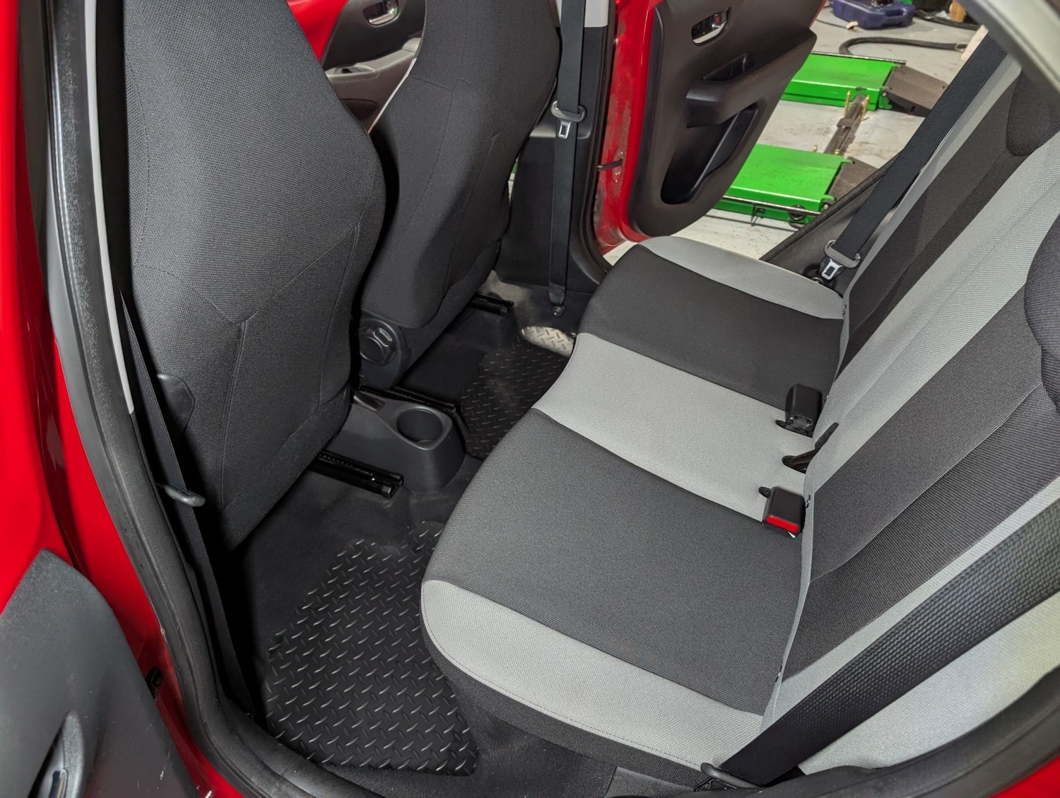 Used Toyota AYGO 2018 for sale - 76863759: Photo 20