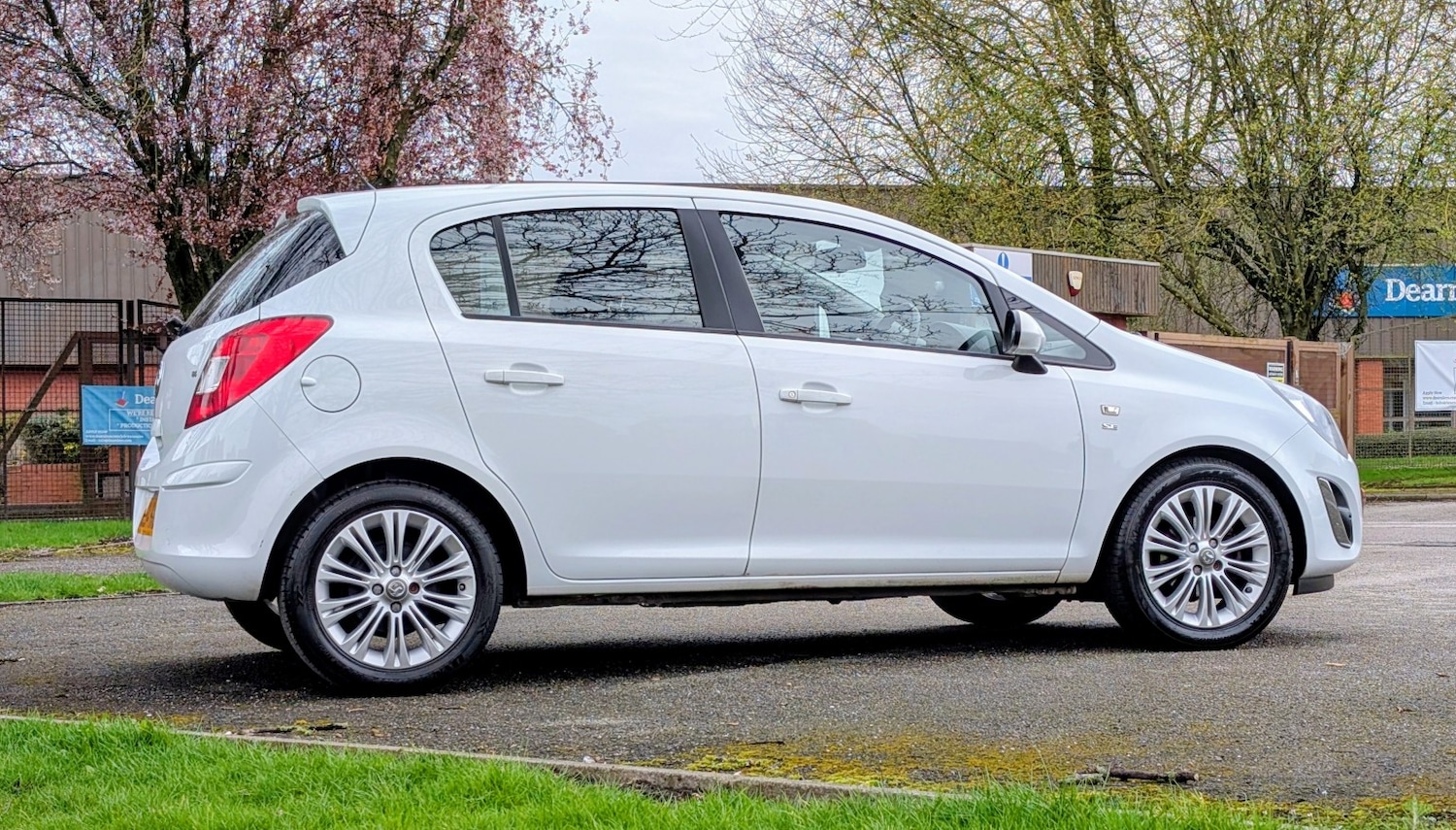 Used Vauxhall Corsa 2015 for sale - 77915735: Photo 5