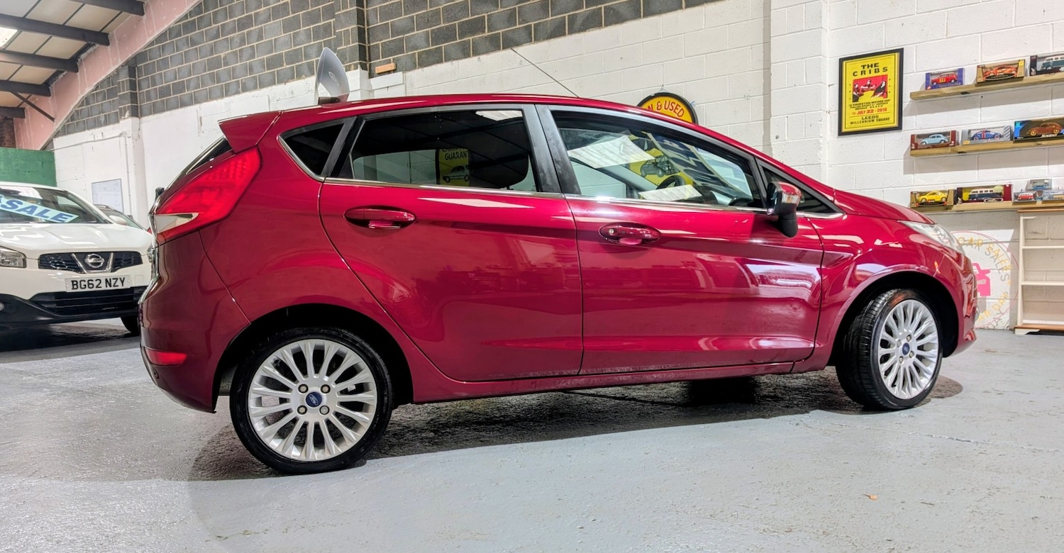 Used Ford Fiesta 2012 for sale - 77014885: Photo 4