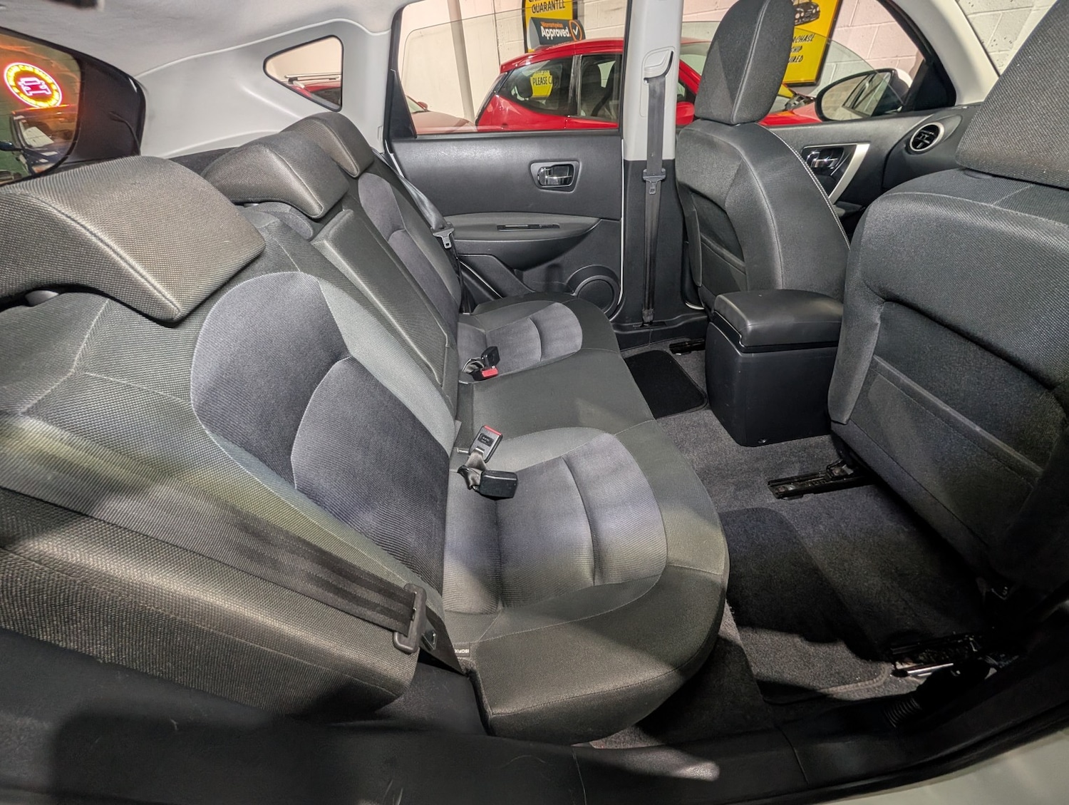 Used Nissan Qashqai 2013 for sale - 76931447: Photo 16