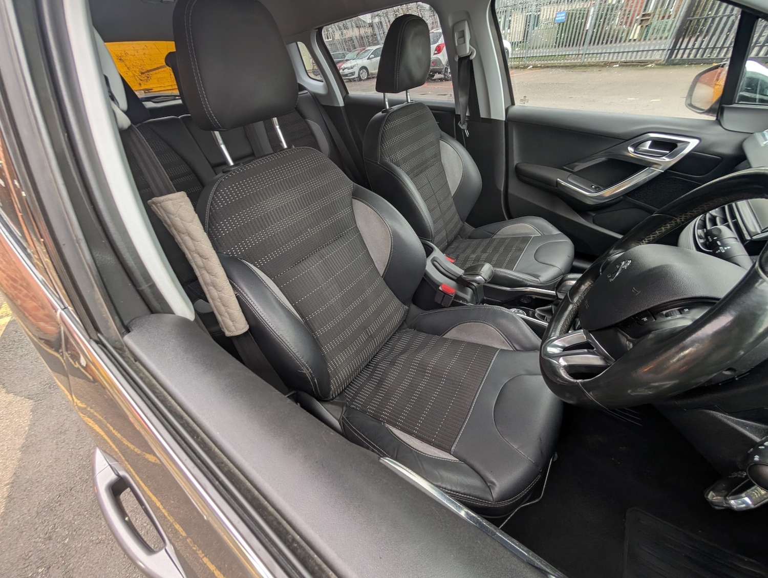 Used Peugeot 2008 2014 for sale - 77213382: Photo 7