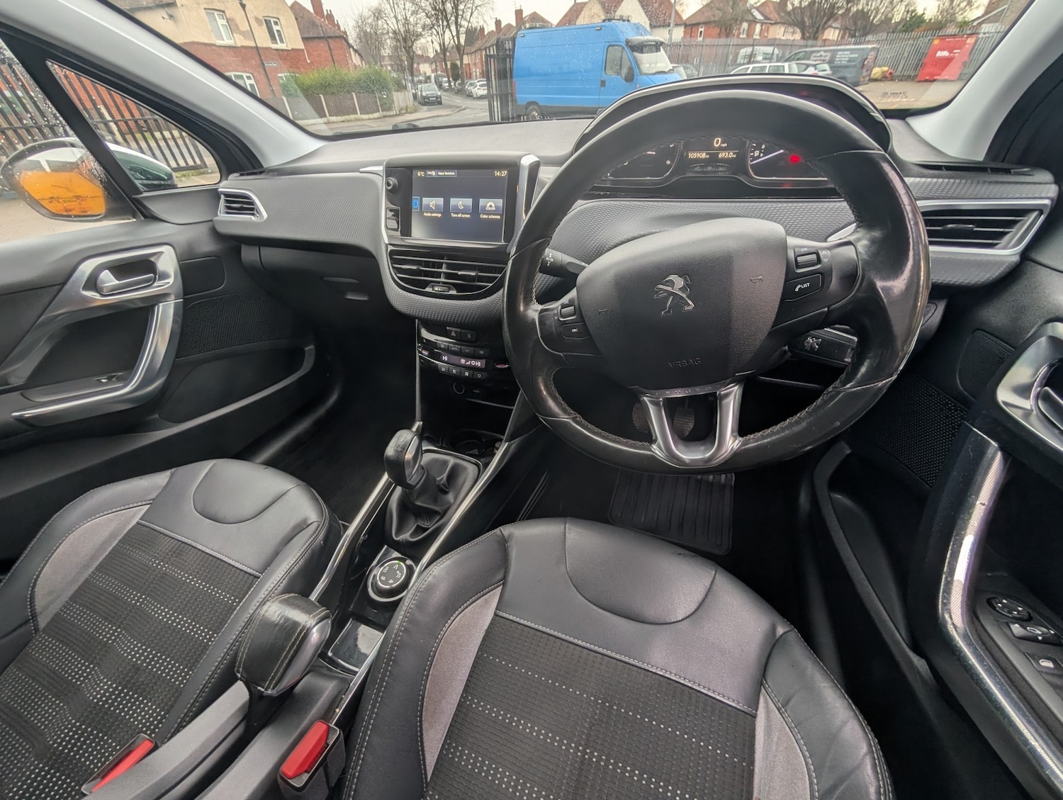 Used Peugeot 2008 2014 for sale - 77213382: Photo 8