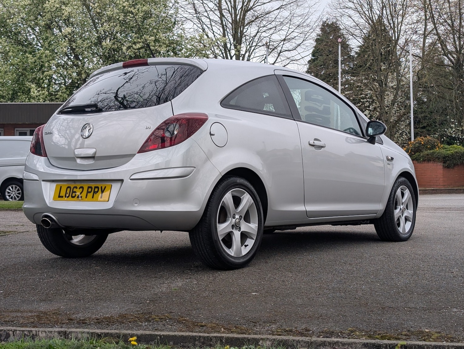 Used Vauxhall Corsa 2013 for sale - 78182785: Photo 3