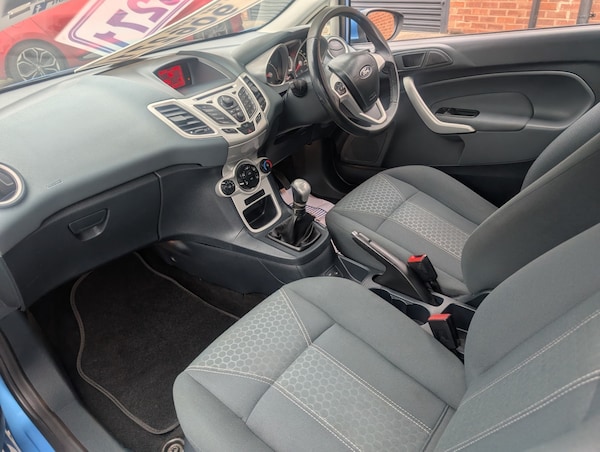 Used Ford Fiesta 2010 for sale - 76246097: Photo 10