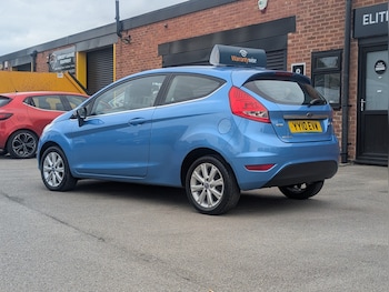 Used Ford Fiesta 2010 for sale - 76246097: Photo