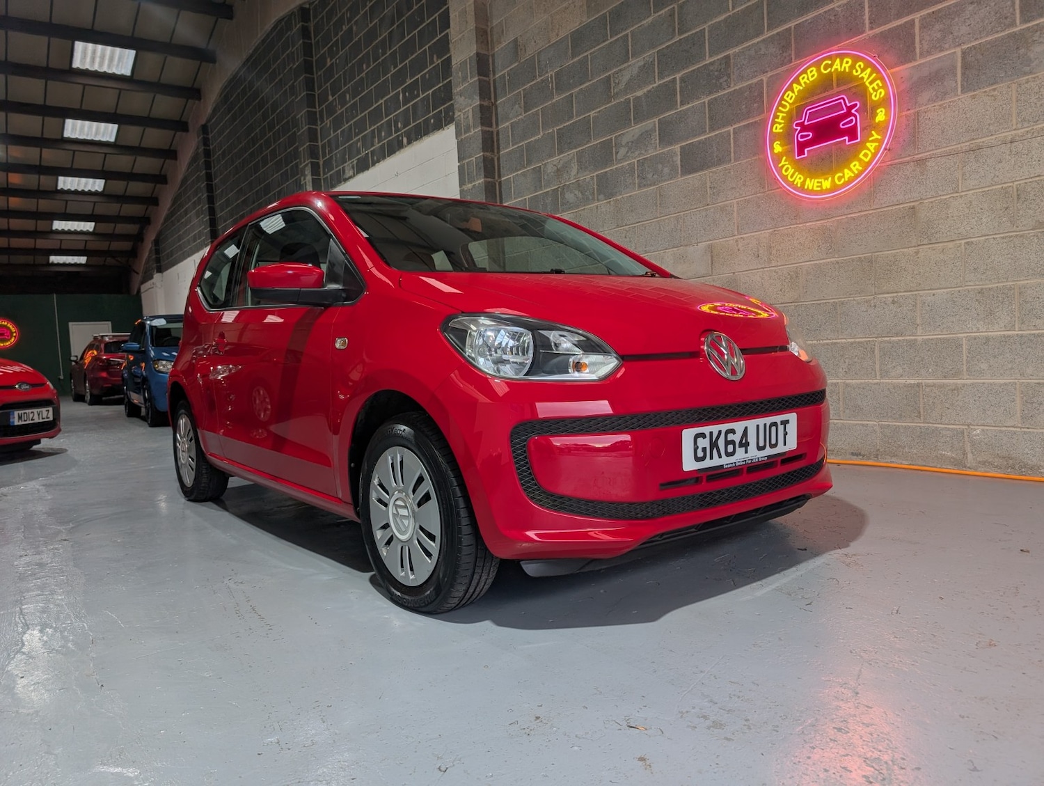 Used Volkswagen up! 2014 for sale - 76391493: Photo 1