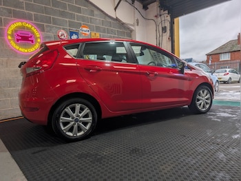 Used Ford Fiesta 2010 for sale - 77535891: Photo