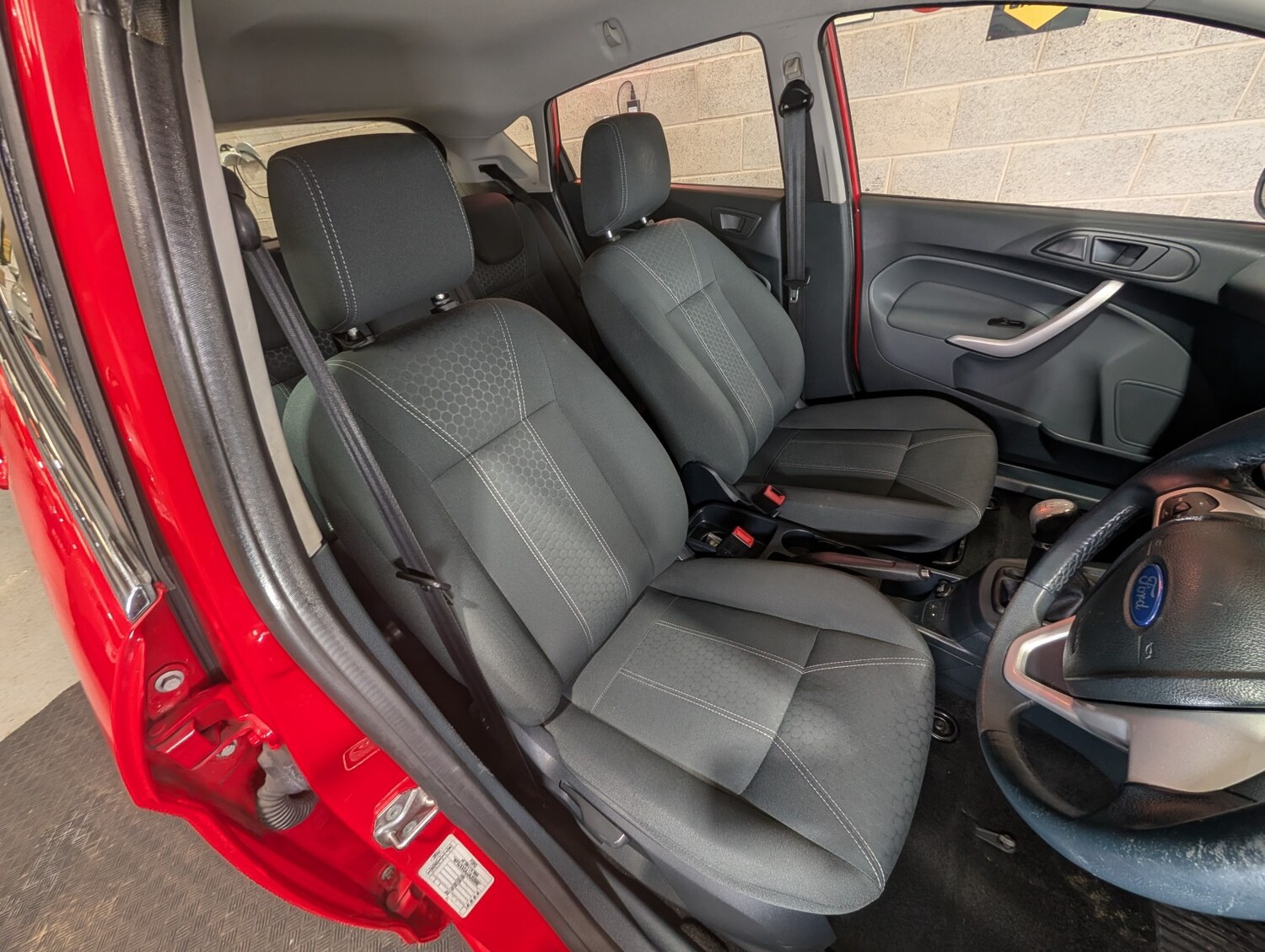 Used Ford Fiesta 2010 for sale - 77535891: Photo 8