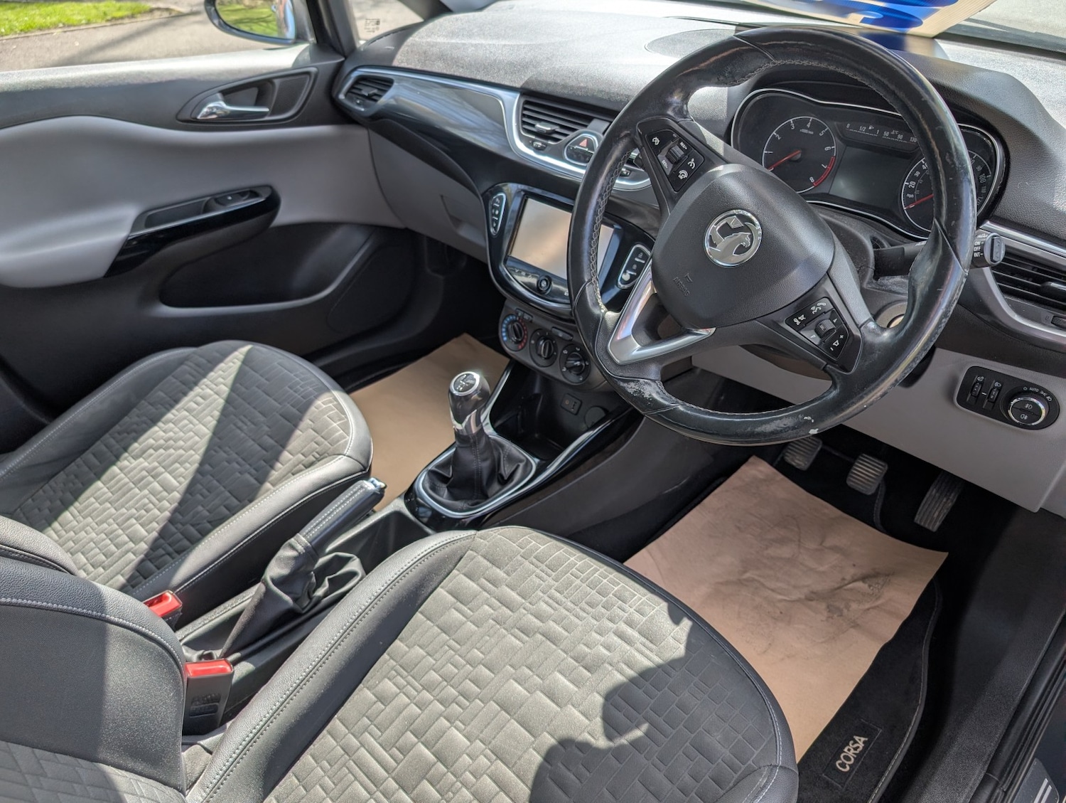 Used Vauxhall Corsa 2015 for sale - 78201996: Photo 14