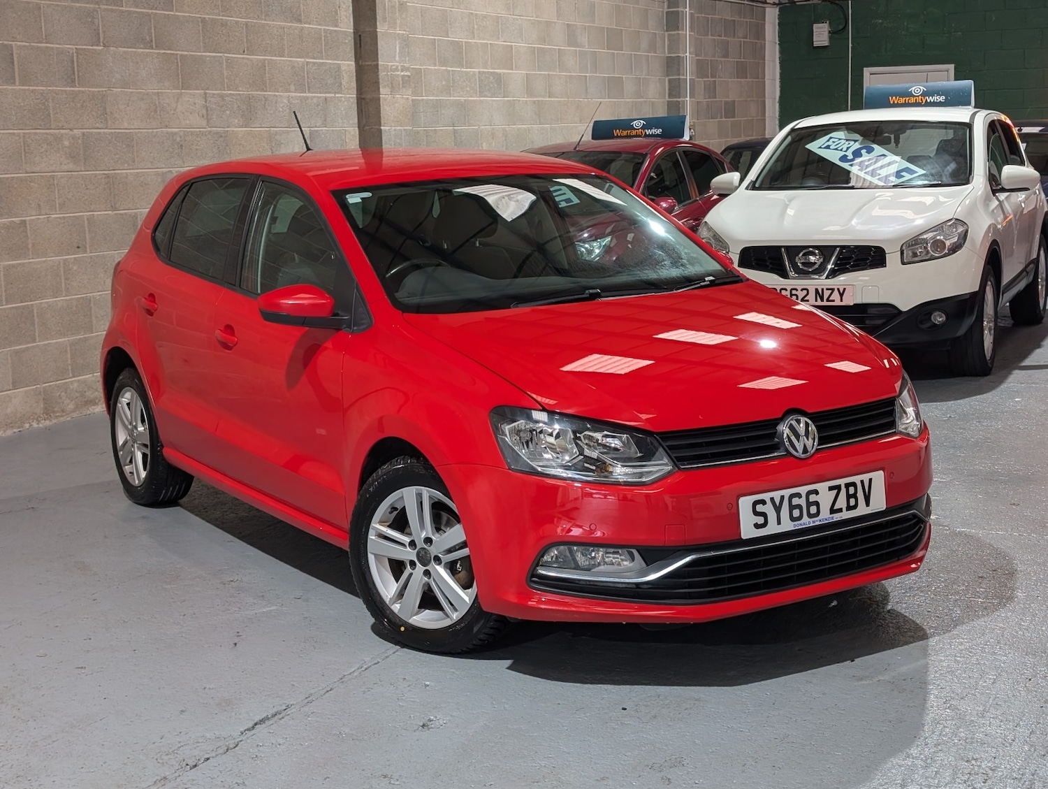 Used Volkswagen Polo 2016 for sale - 77056622: Photo 2