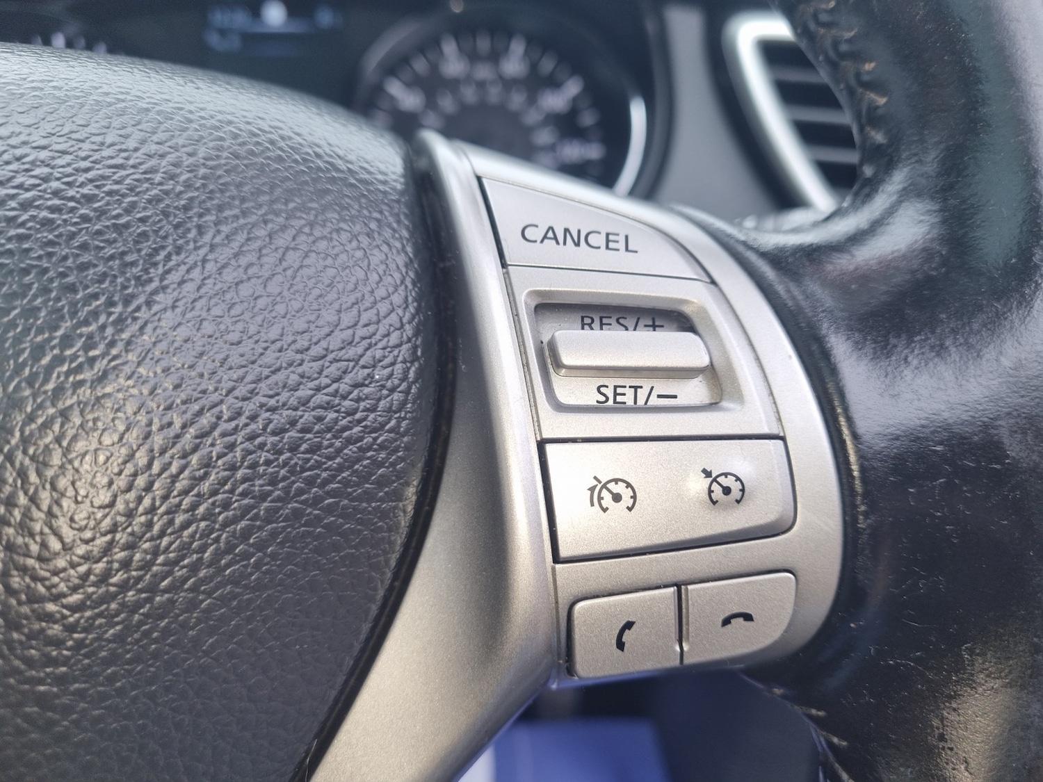 Used Nissan Qashqai 2016 for sale - 77027989: Photo 15