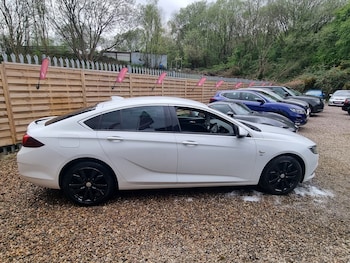 Used Vauxhall Insignia 2017 for sale - 78300357: Photo