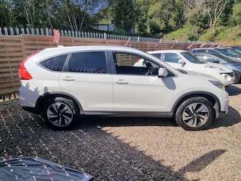 Used Honda CR-V 2017 for sale - 79456894: Photo