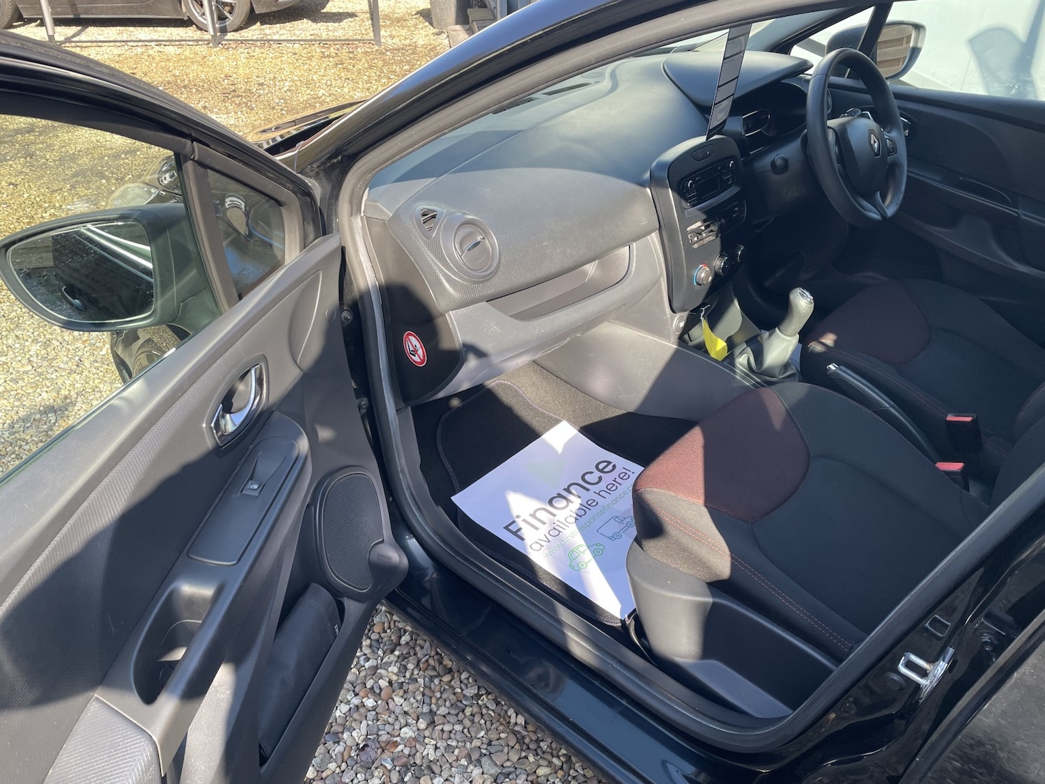 Used Renault Clio 2014 for sale - 77749831: Photo 11