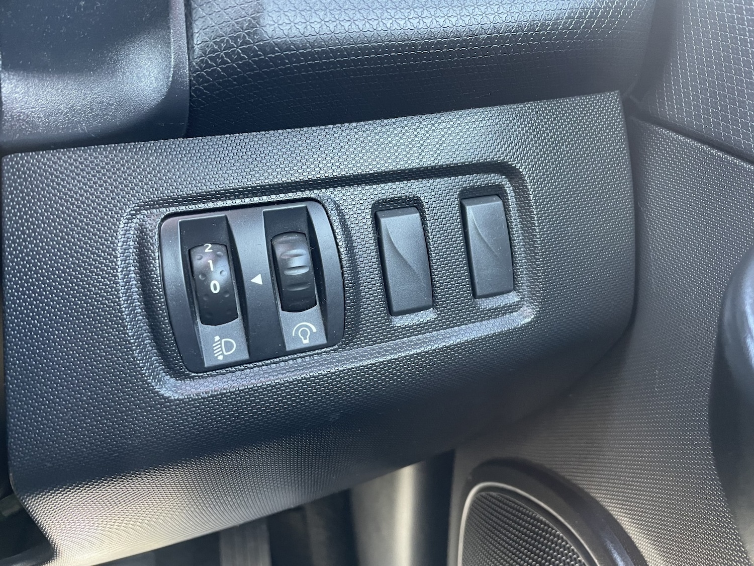 Used Renault Clio 2014 for sale - 77749831: Photo 22