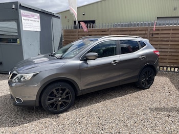 Used Nissan Qashqai 2015 for sale - 79335578: Photo