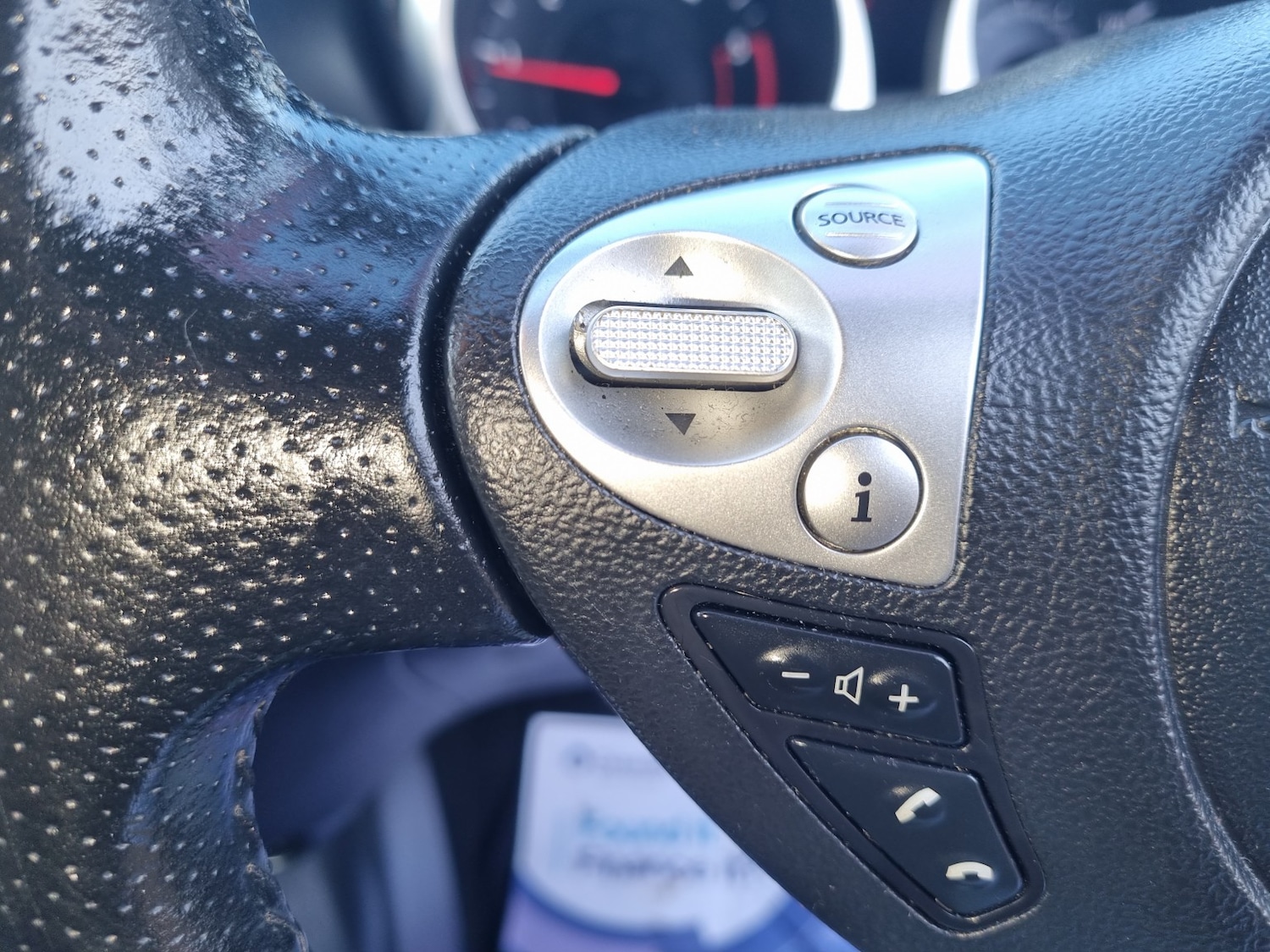 Used Nissan Juke 2015 for sale - 77522009: Photo 17