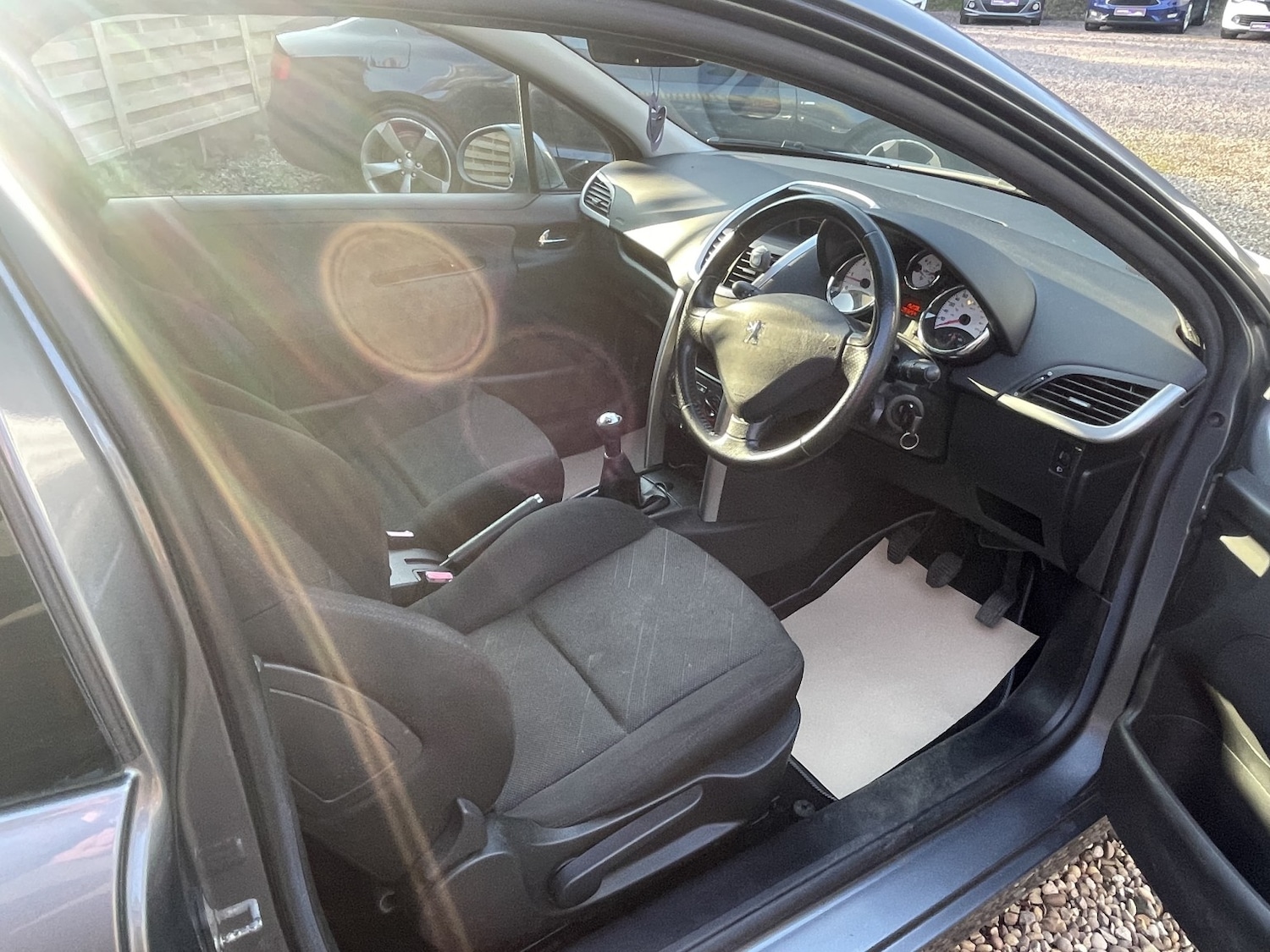 Used Peugeot 207 2009 for sale - 77749924: Photo 14