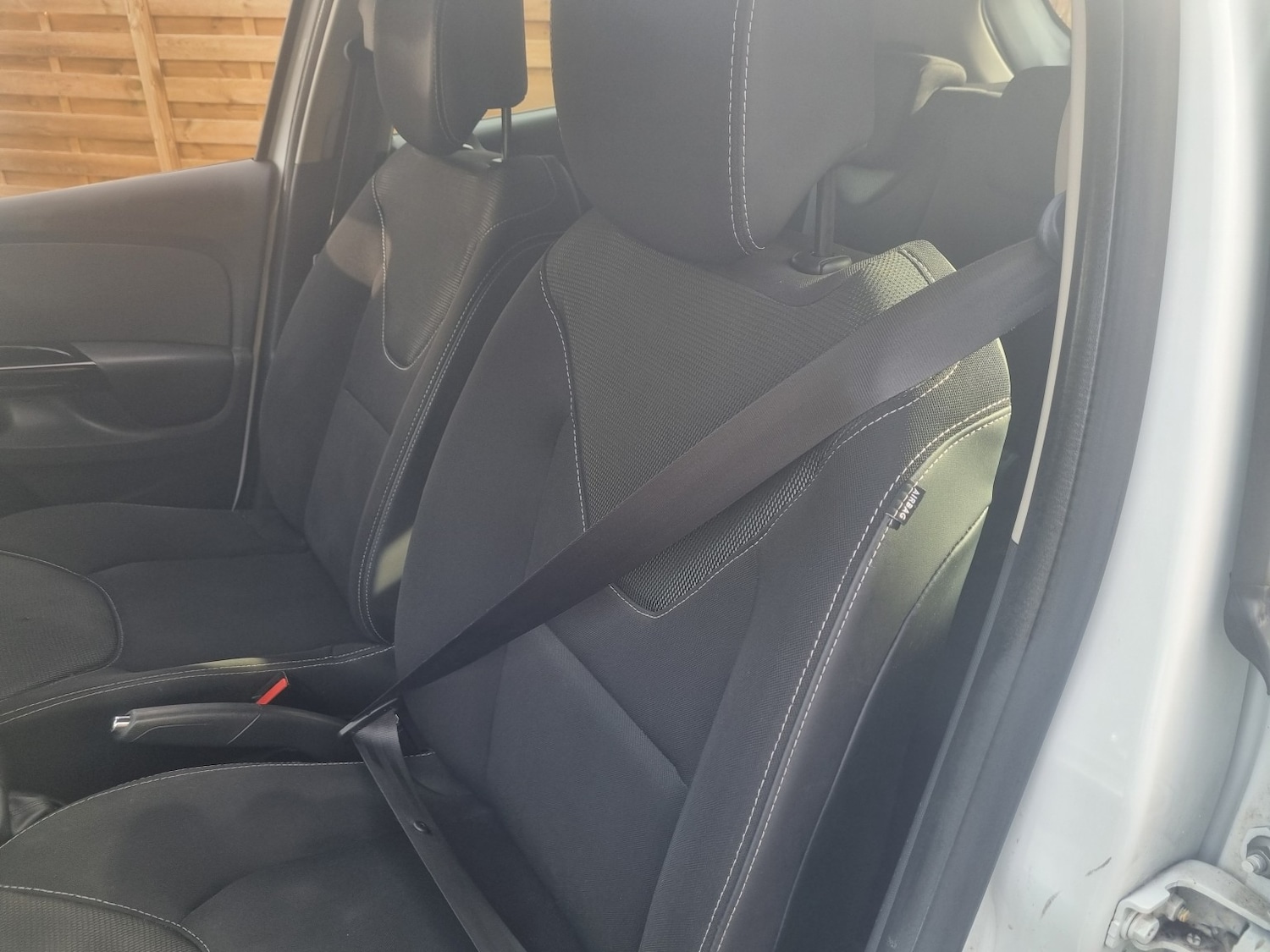 Used Renault Clio 2014 for sale - 76397063: Photo 5