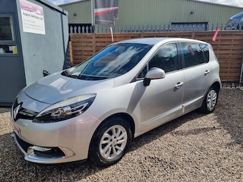 Used Renault Scenic 2014 for sale - 75939952: Photo