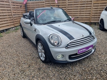 Used MINI Convertible 2015 for sale - 78820658: Photo