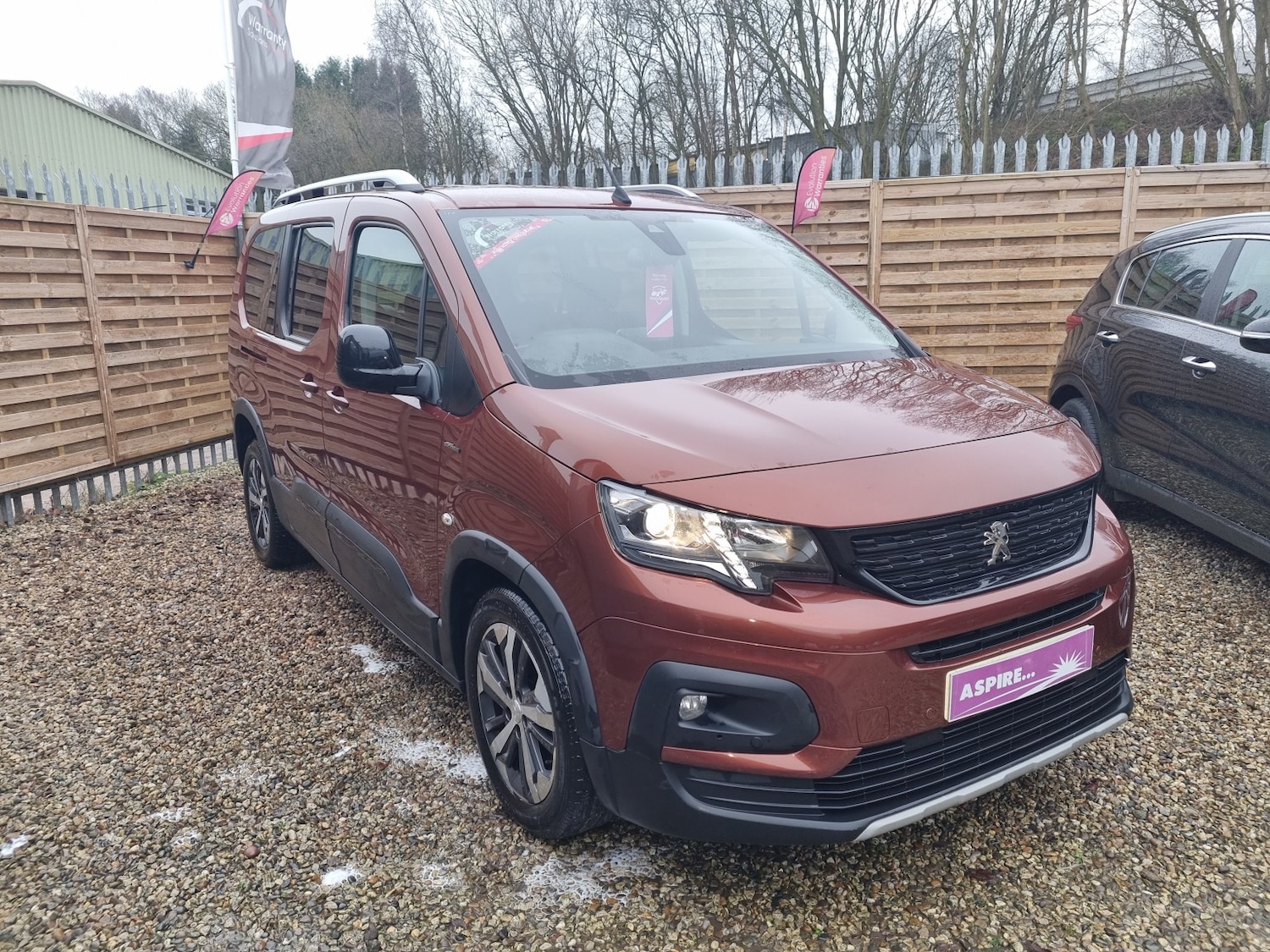 Used Peugeot Rifter 2019 for sale - 77417460: Photo 1