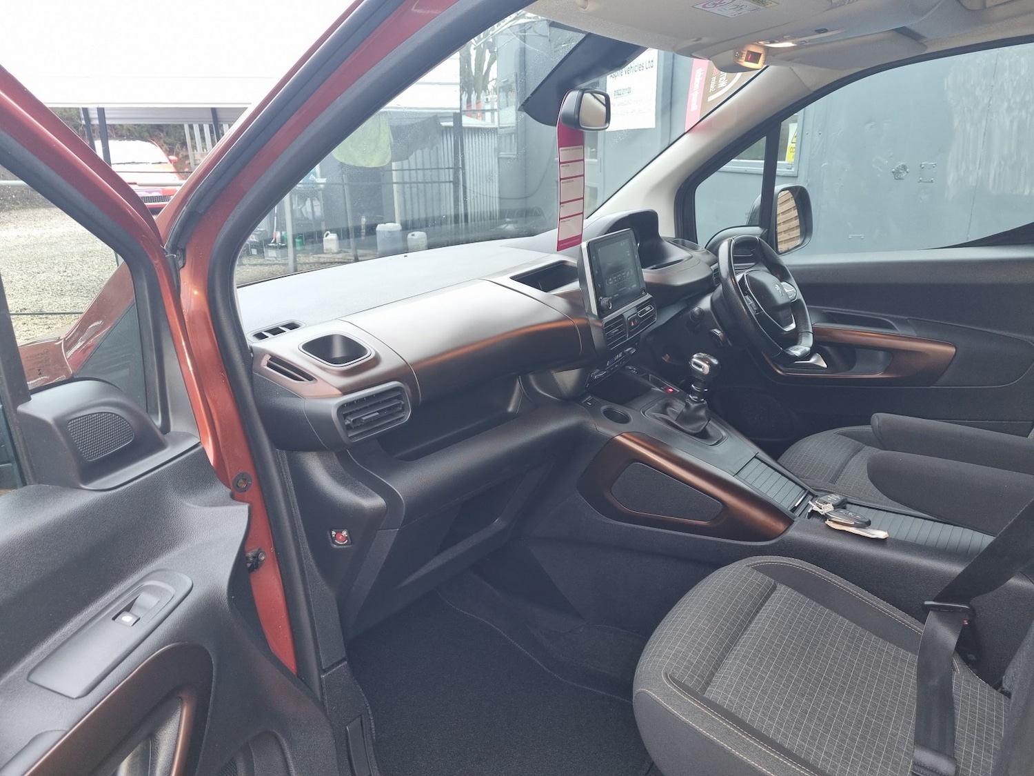 Used Peugeot Rifter 2019 for sale - 77417460: Photo 6