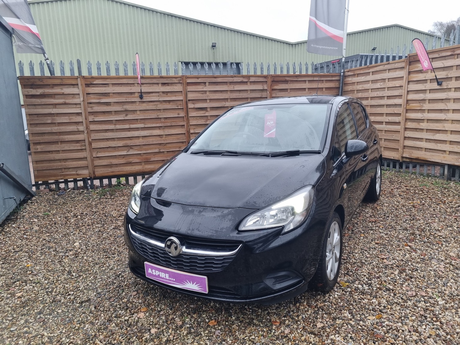Used Vauxhall Corsa 2018 for sale - 76951092: Photo 2
