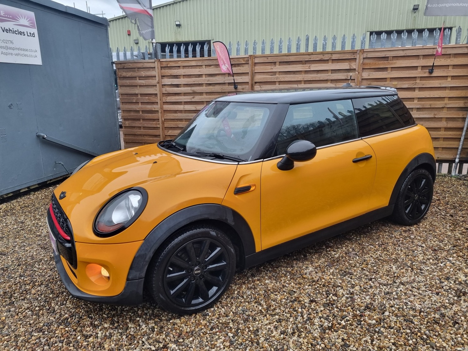 Used MINI Hatch 2014 for sale - 77622479: Photo 2