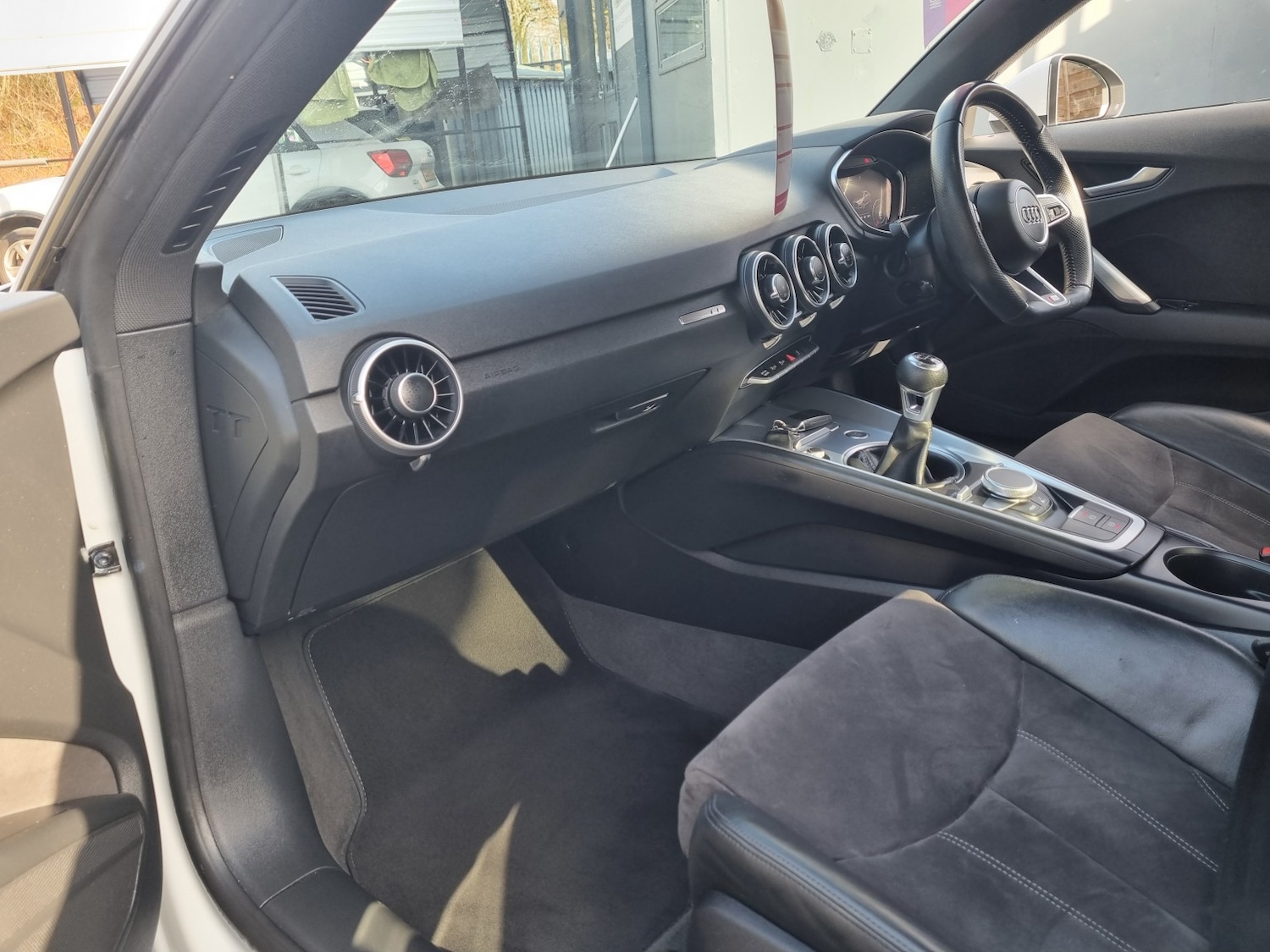 Used Audi TT 2018 for sale - 77668659: Photo 6