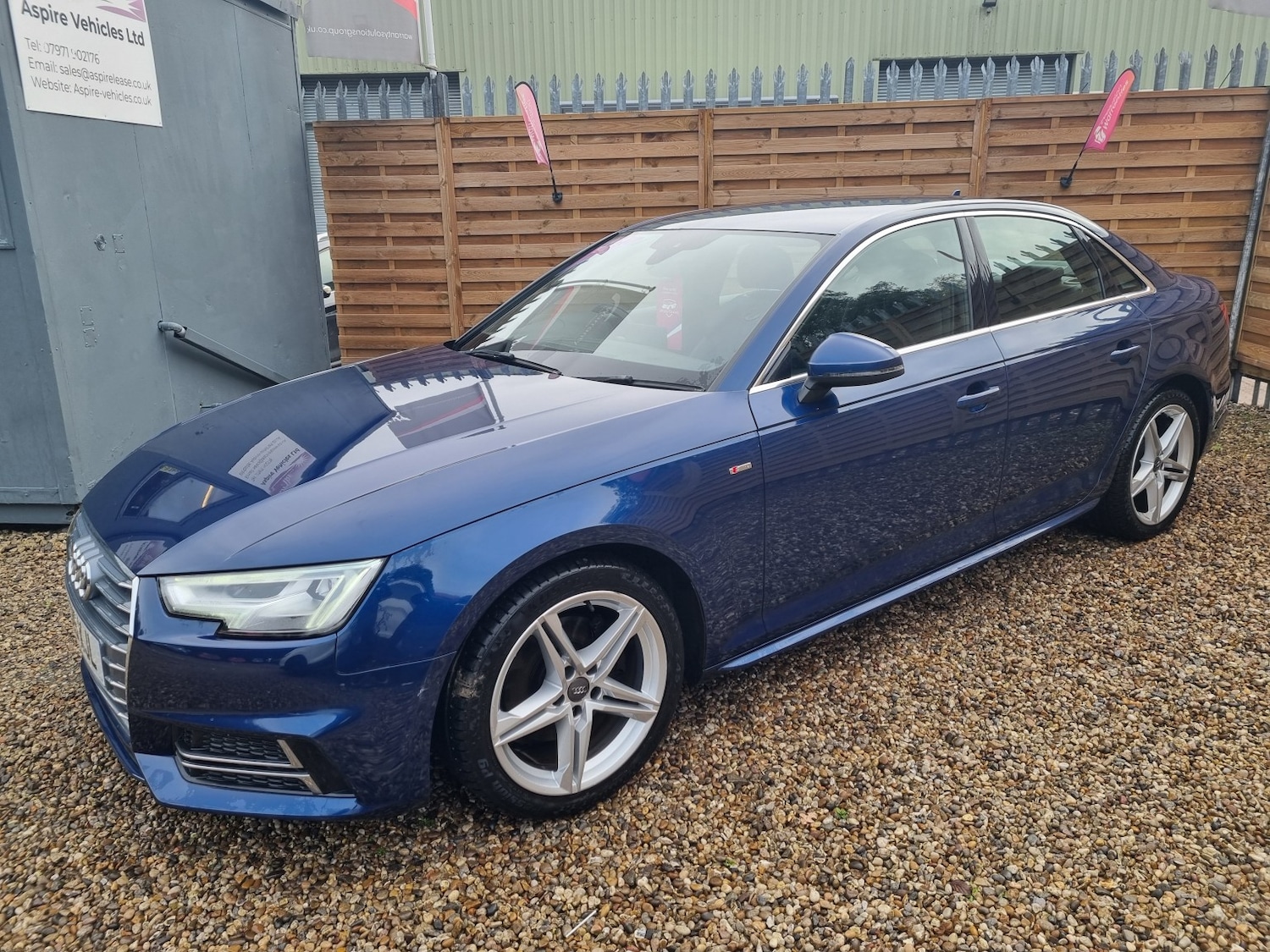 Used Audi A4 2016 for sale - 76430956: Photo 2