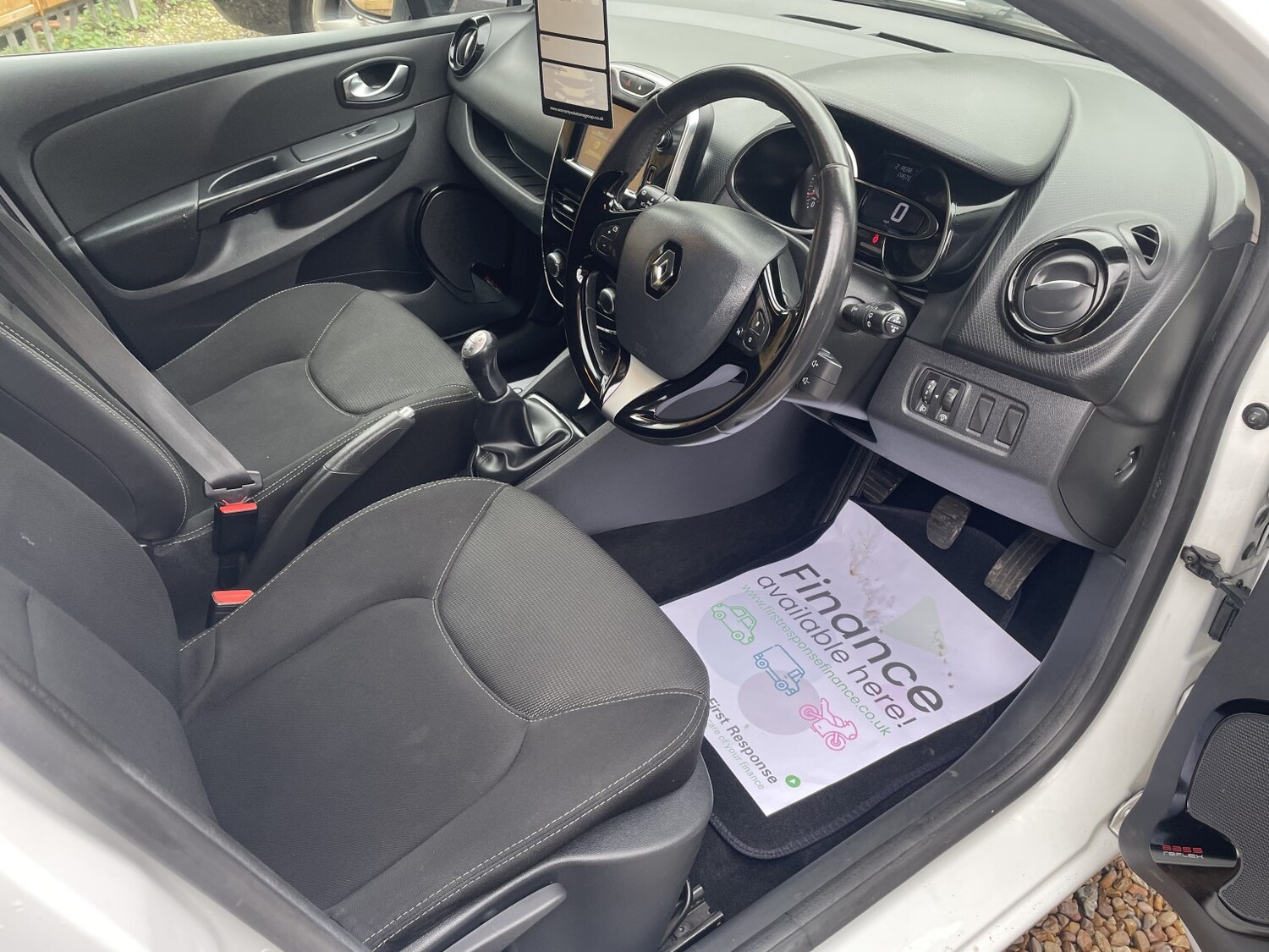 Used Renault Clio 2016 for sale - 77707234: Photo 12