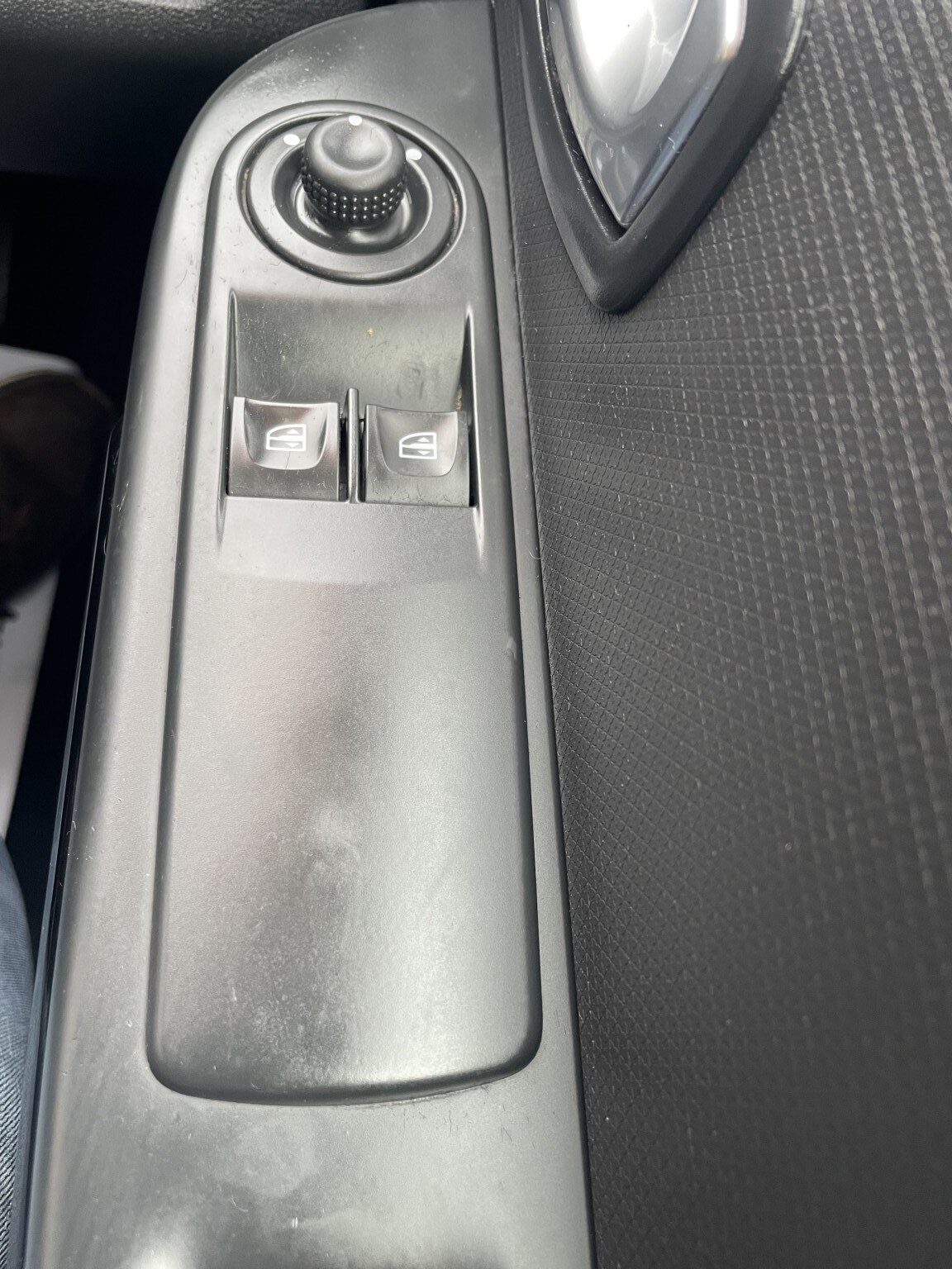 Used Renault Clio 2016 for sale - 77707234: Photo 21