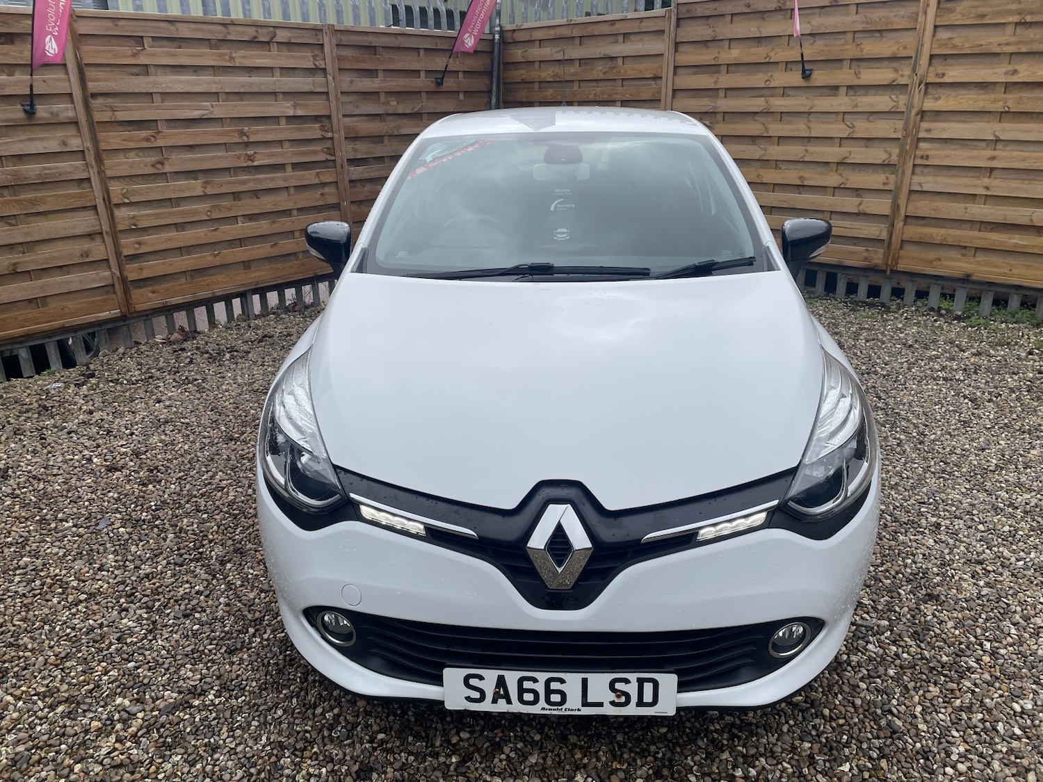 Used Renault Clio 2016 for sale - 77707234: Photo 3